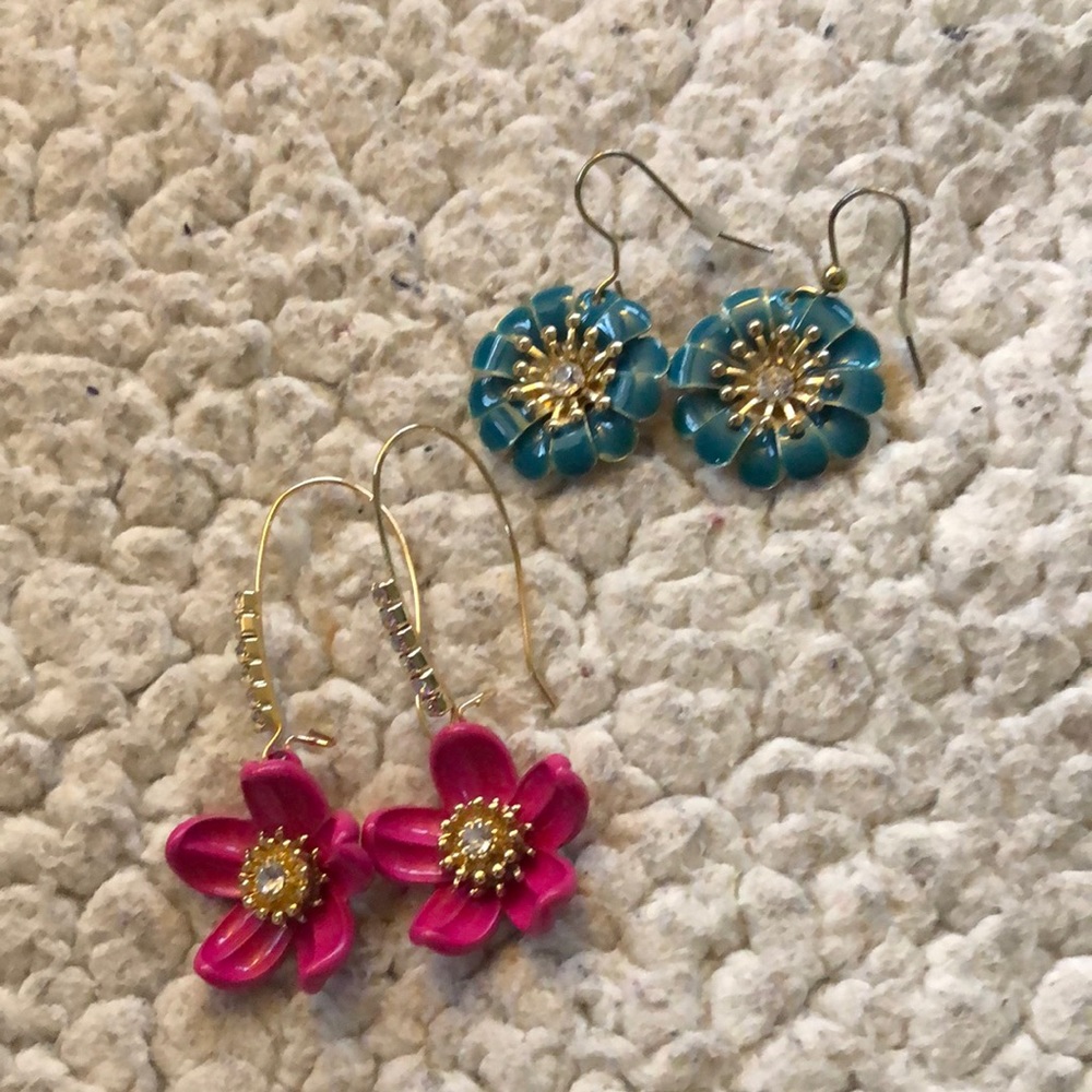 Floral earrings BOGO